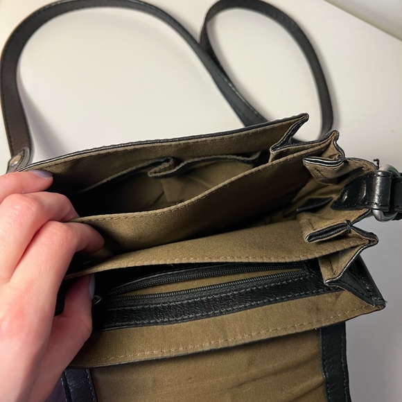 Ecco black leather crossbody bag - Picture 3 of 3